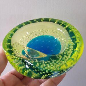 Murano Uranium Glass Bowl with Bullicante Controlled Bubbles *Chip